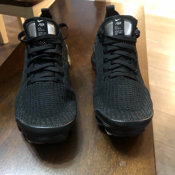 Mens Nike Air Vapormax Flyknit 3 Triple Black size 9.5 - Picture 6 of 12